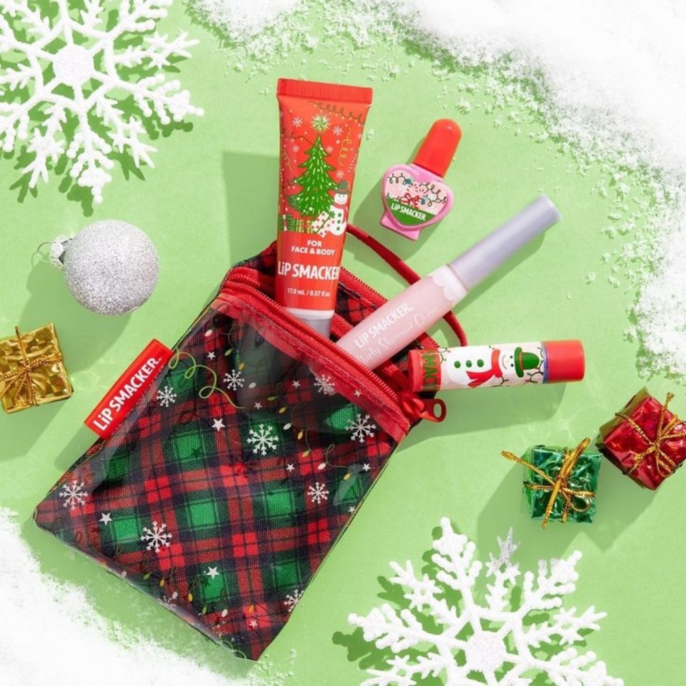 Brand new LipSmacker set!!